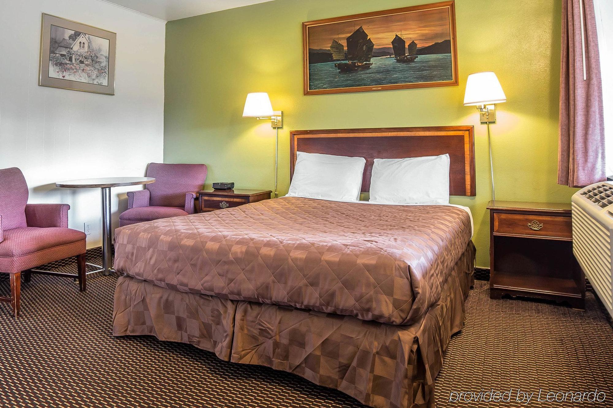 Oyo Hotel Pendleton Or Downtown ภายนอก รูปภาพ