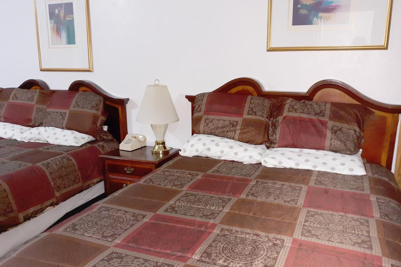 Oyo Hotel Pendleton Or Downtown ภายนอก รูปภาพ