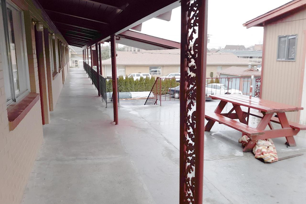 Oyo Hotel Pendleton Or Downtown ภายนอก รูปภาพ